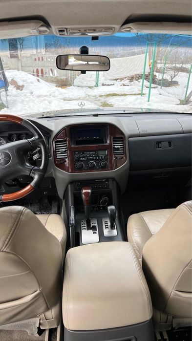 Mitsubishi pajero Wagon 2006