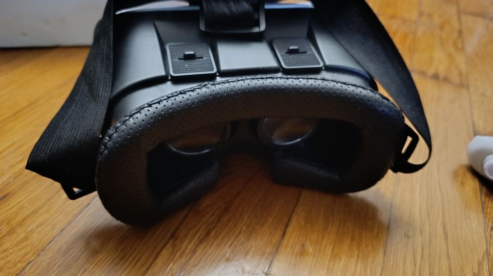 Окуляри VR box для телефону з пультом