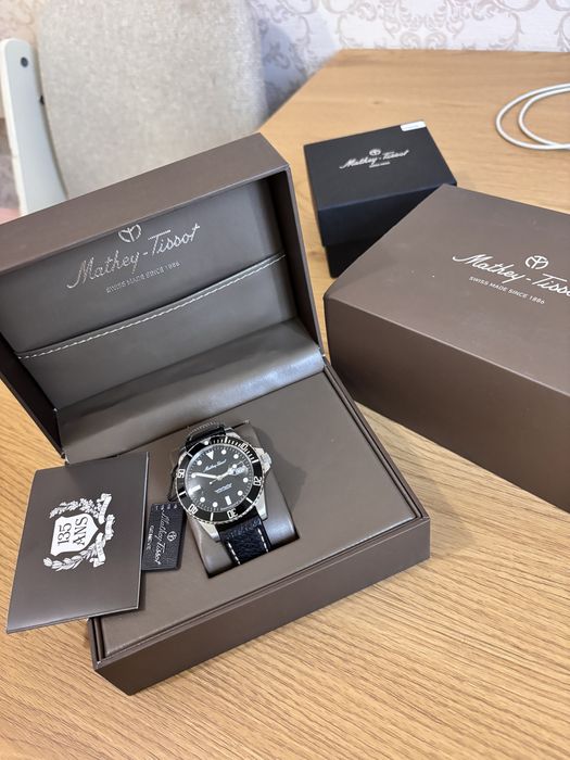 Швейцарський чоловічий годинник Mathey Tissot 1886