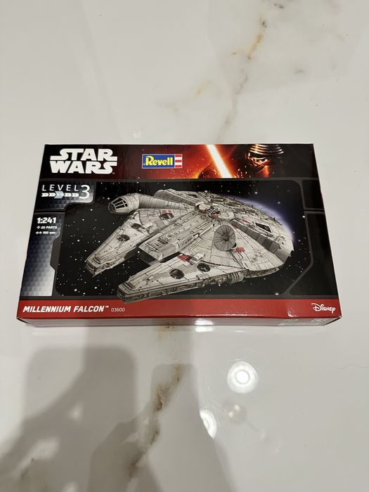 Revell model do sklejania 1:241 star wars millennium falcon