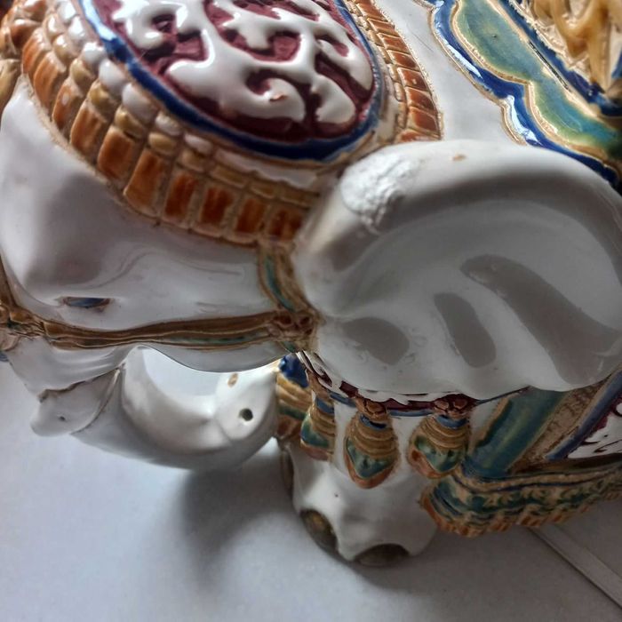 Слон підставка - сувенір