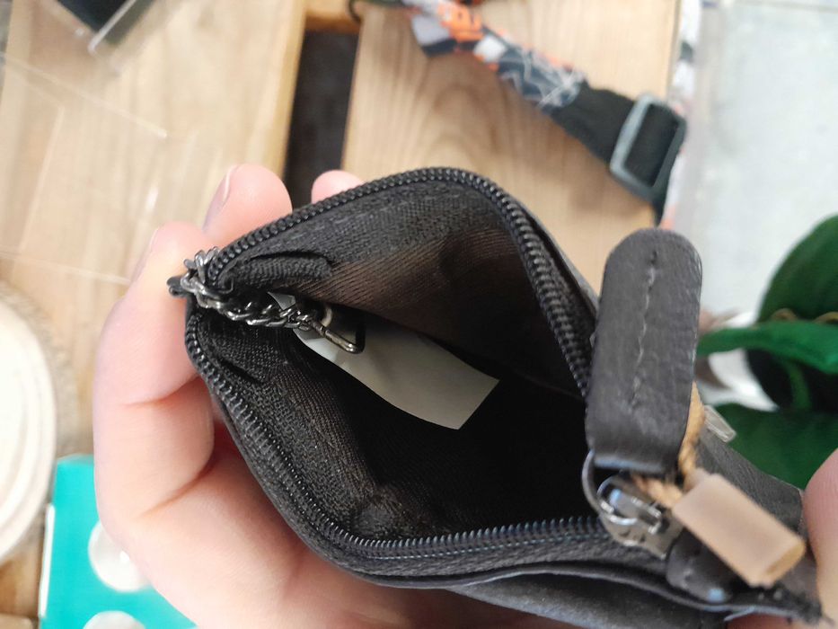 Carteira porta moedas porta chaves em pele