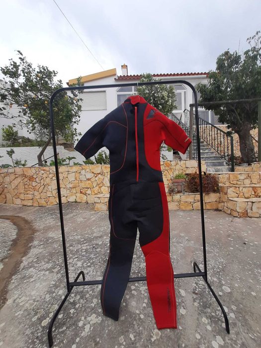 Fato Tribord Ideal para a pratica de desportos aquaticos