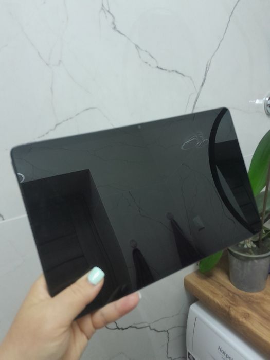 Продам планшет Lenovo Tab P11,как новый со стилусом  в металлическом корпусе!
