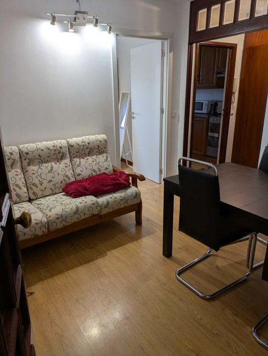 Porto - quartos para estudantes no bairro de Bessa Leite, próximo da FLUP FCUP FAUP ICBAS e FFUP