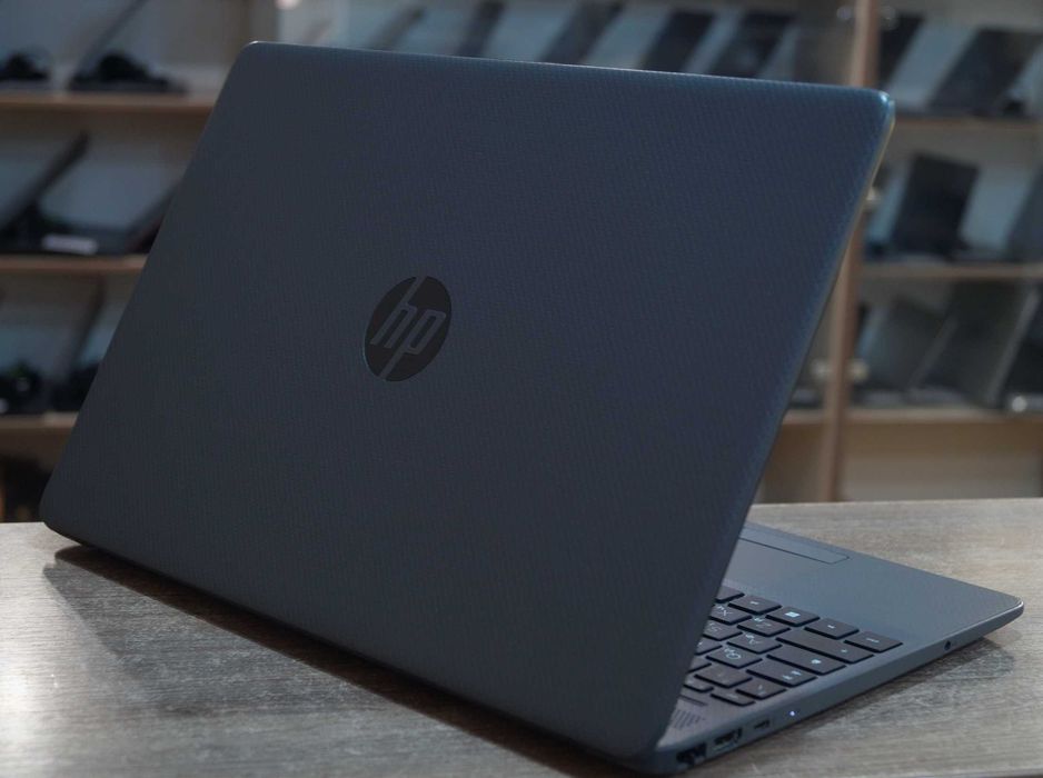 ГАРАНТІЯ HP (FullHD IPS/Core i5-1235U/RAM 8ГБ DDR4/SSD 512ГБ)TVOYO