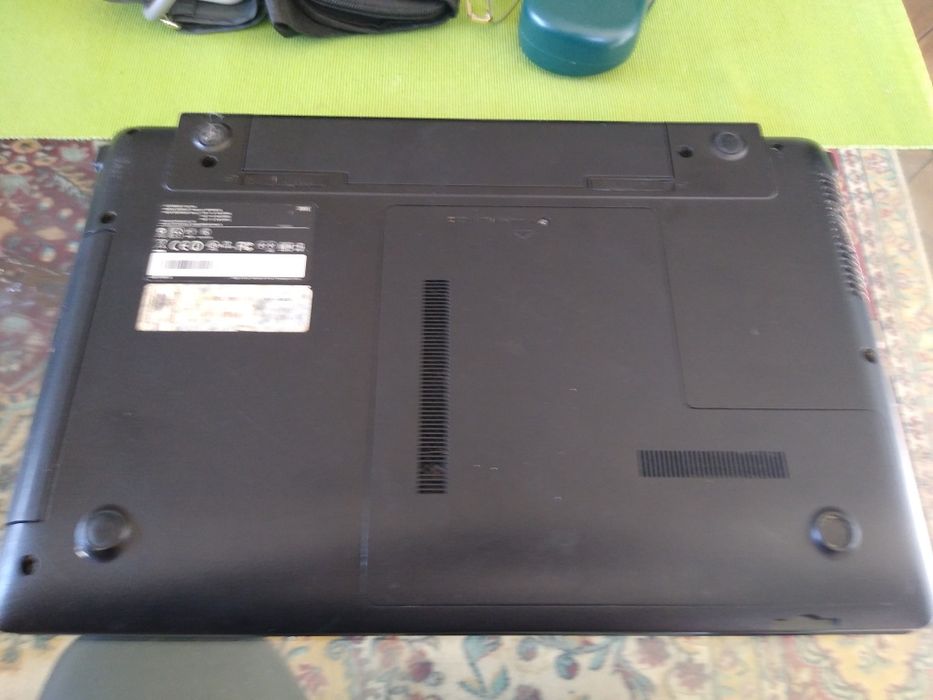 Notebook SAMSUNG NP300E5A 300E