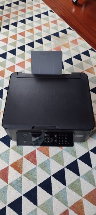 Impressora A4 Epson Workforce WF-2820 Wi-Fi