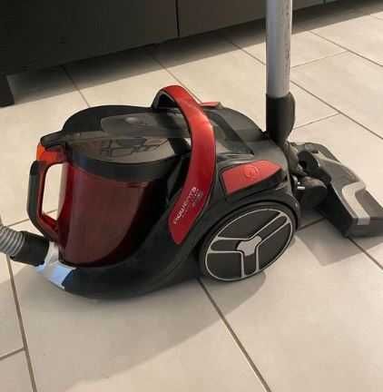 Aspirador sem Saco ROWENTA RO7274EA Silence Force Cyclonic 2.5L