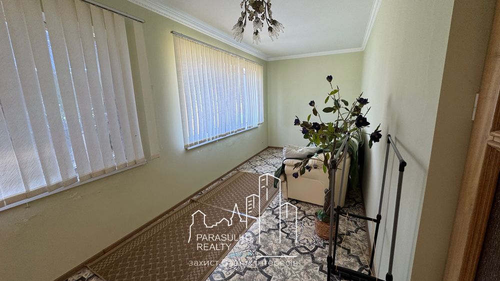 Продам просторий будинок, який готовий для проживання