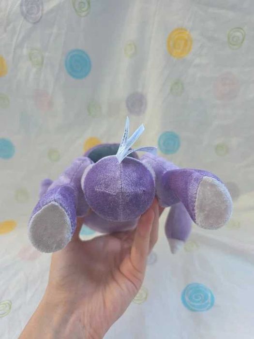 Pokémon peluche do pokémon Genesect da marca tomy
