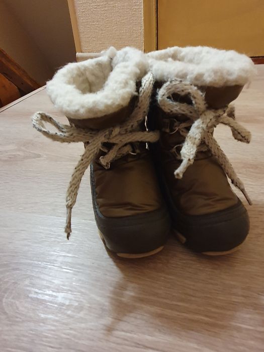 Дитячі чобітки фірми Demar