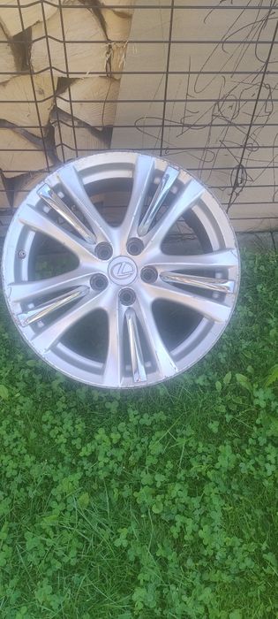 Sprzedam felgi Lexus GS 450 H III