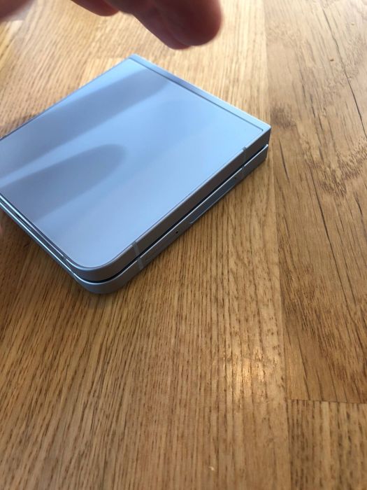 samsung galaxy Flip 6 256