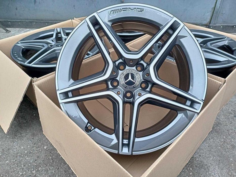 Oryginał felgi 19cali Mercedes GLA GLB C klasa W205 CLA AMG nr9076A