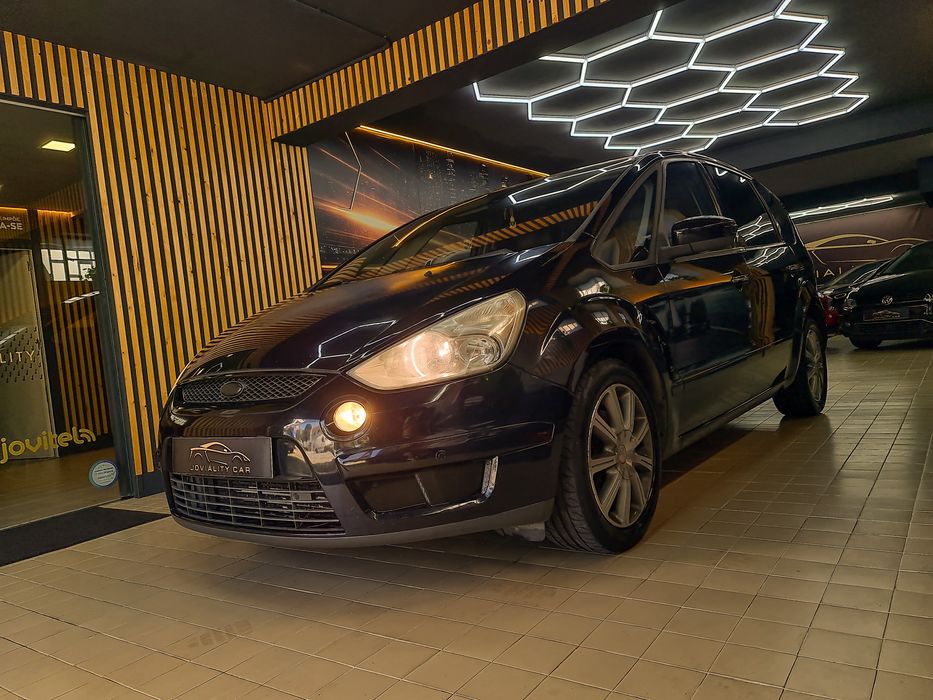 Ford Focus S-Max