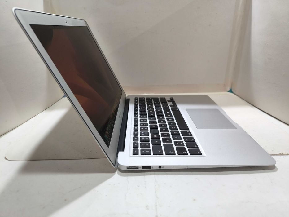 Apple Macbook AIR 13 i5 ssd 128GB