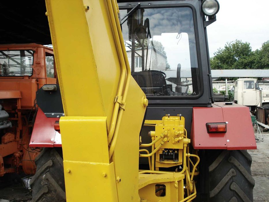 продам екскаватор БОРЕКС 2102