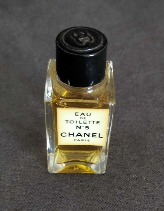 Miniaturas de perfume originais Chanel nº5, Lancôme Ô e Trésor