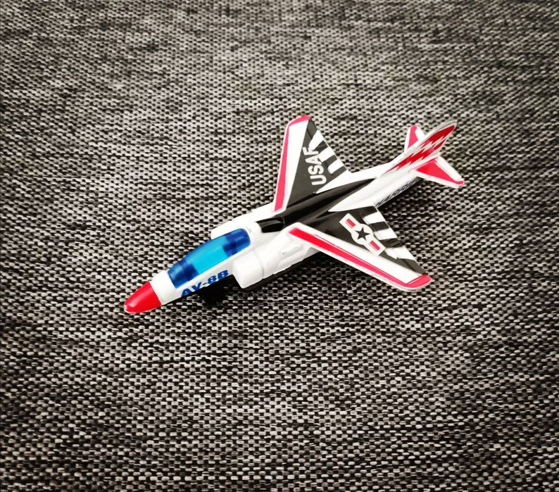 Motormax, Tomcat F-14, Harrier