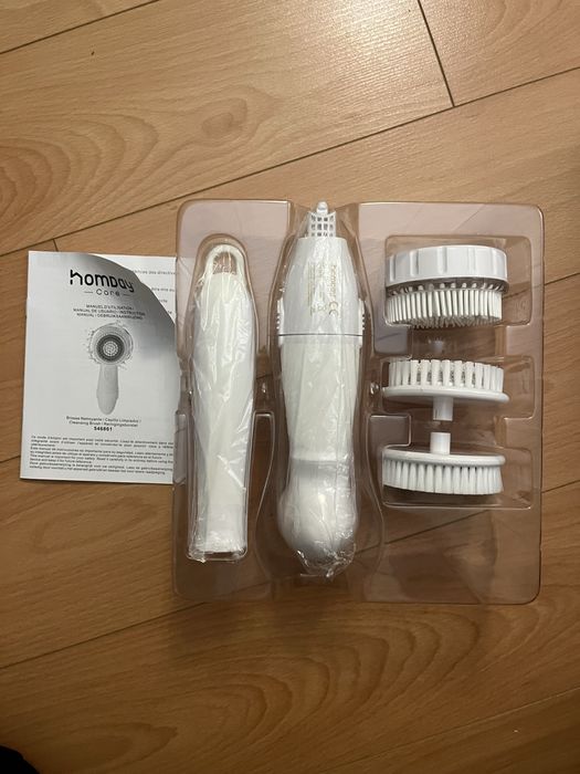 Escova de limpeza facial