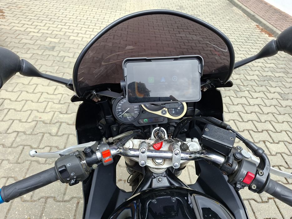 Segue para venda Yamaha fazer 600