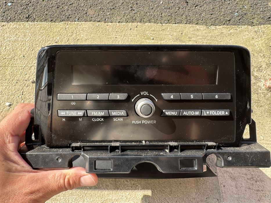 Магнітола mazda 6