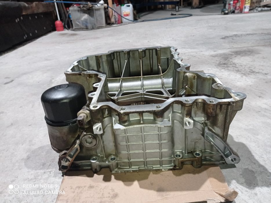 Bmw x5 F85. X6. F86. 5.0I. S63b44b. Podstawa misy oleju