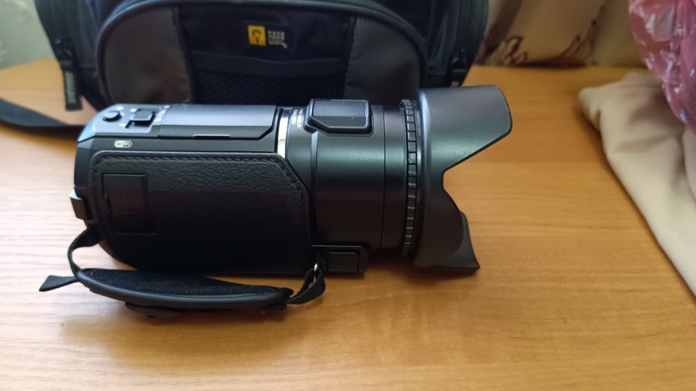 Видеокамера Panasonic hc- v 800.