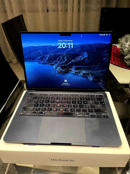 MacBook Air M3 2024 – 13”, 8GB RAM / 256 GB, com Caixa & Garantia