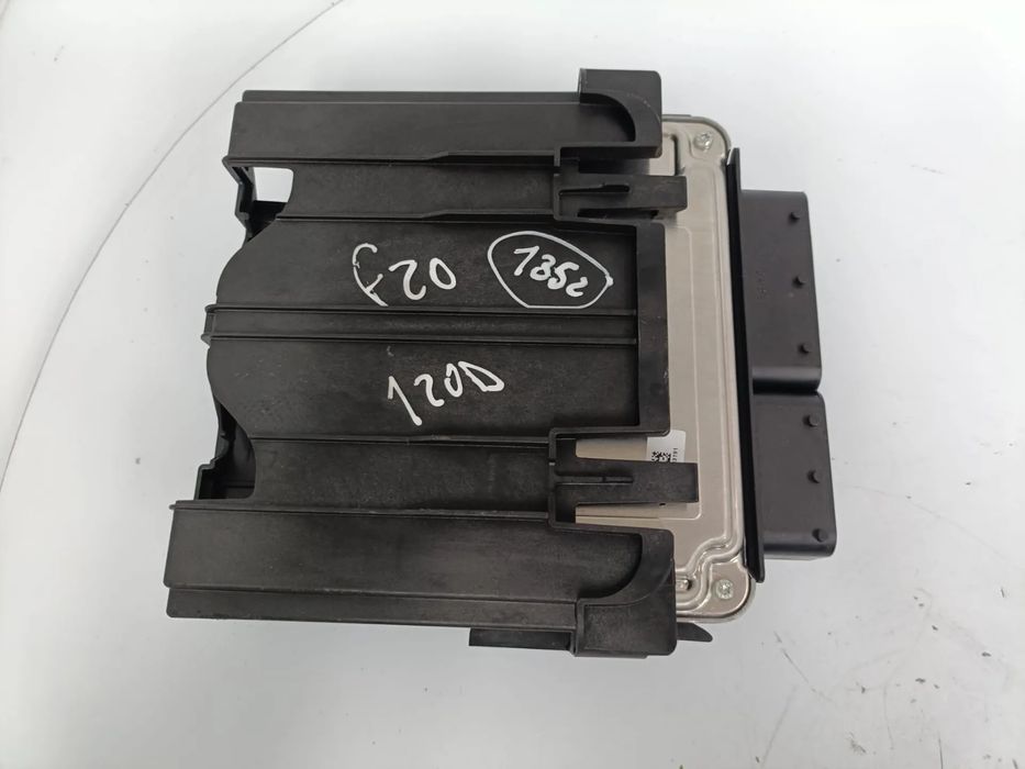 Centralina motor / ECU BMW 1 (F20)