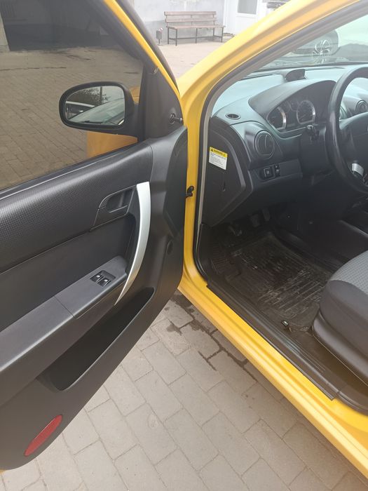 Продам chevrolet aveo