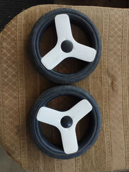 Колеса дитячої коляски.30 см х 10 мм.