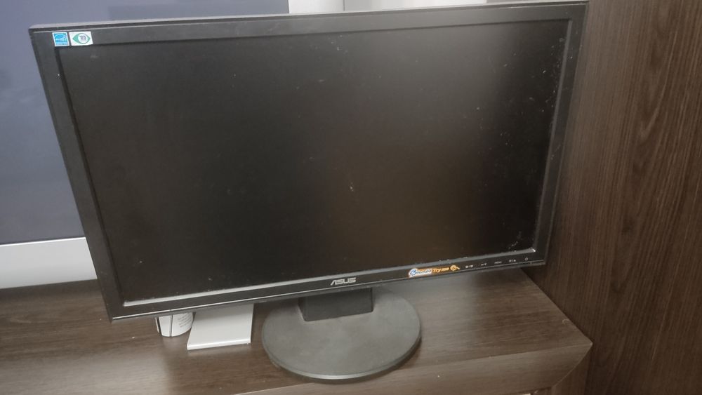 Продаю монітор і комп'ютерний блок