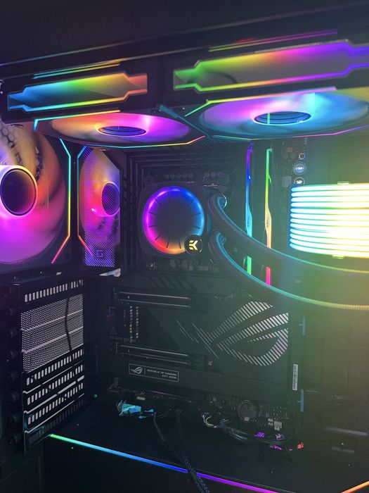 PC Gaming - Intel i9-13900k (Sem Gráfica Dedicada)