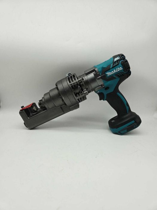 Makita Akumulatorowa przecinarka do prętów  3-16mm DSC163