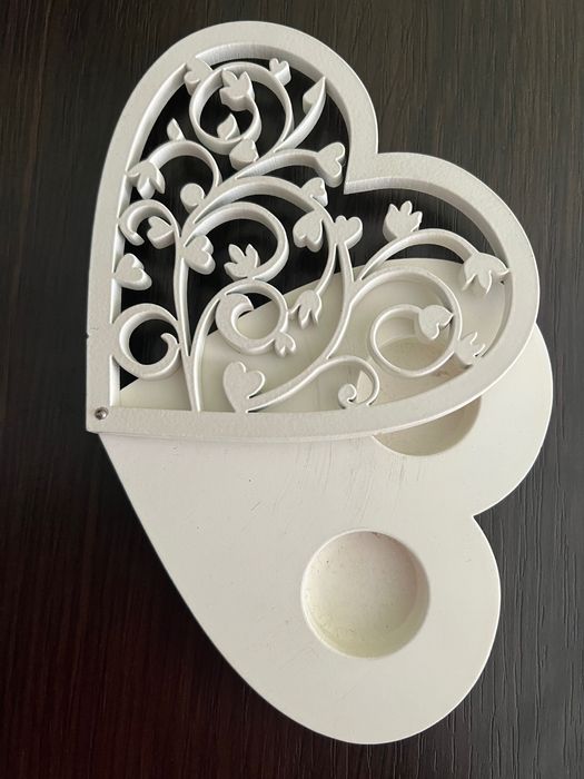 Скринька для обручок