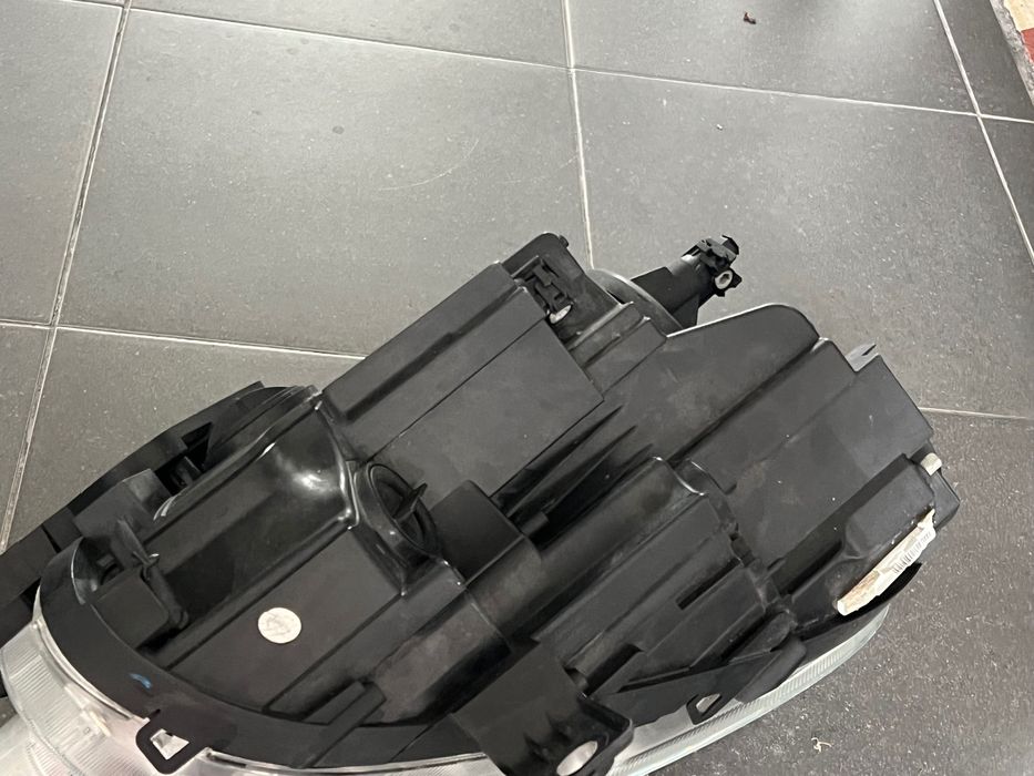 Óptica esquerda Alfa Romeu GiuLietta