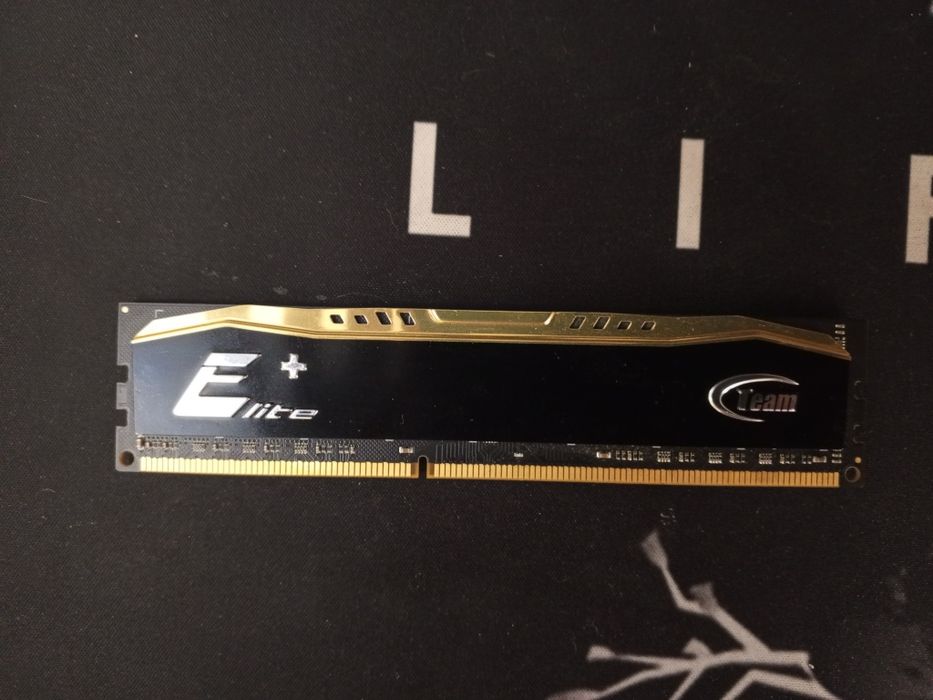 Оперативна память DDR3 RAM TeamGroup Elite+ 8 GB