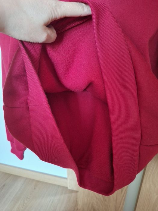 Czerwona bluza z kapturem Shine 38 M