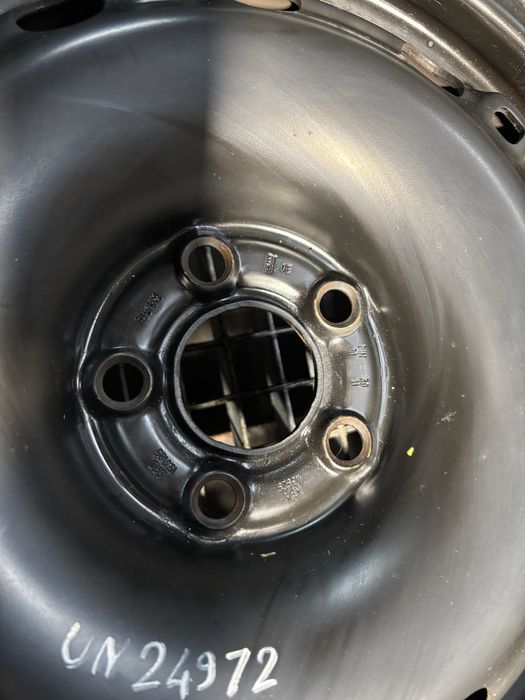 GG112 komplet felg stalowych 15” 5x100