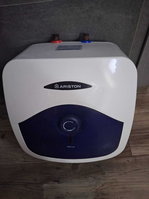 БУ  Бойлер Ariston BLU Evo 15 л, робочий