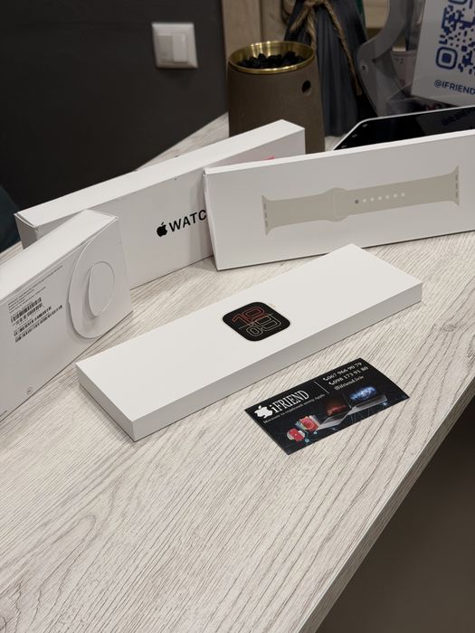 Apple Watch SE 3 40mm Starlight LTE  (Бежевий)