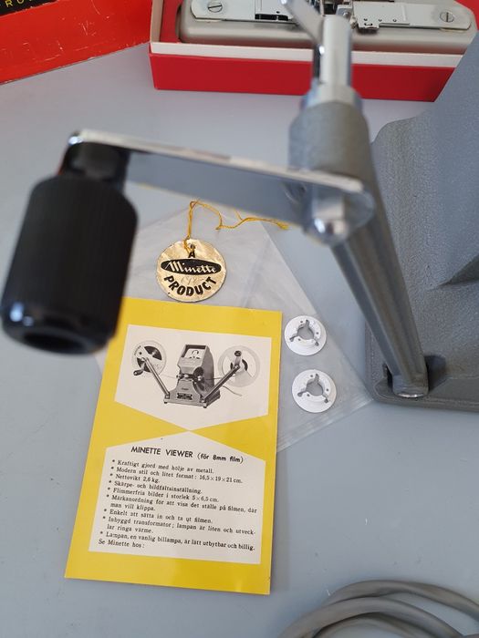 Aparelho p/ visionar fita de 8mm da Minette View Editor + acessórios