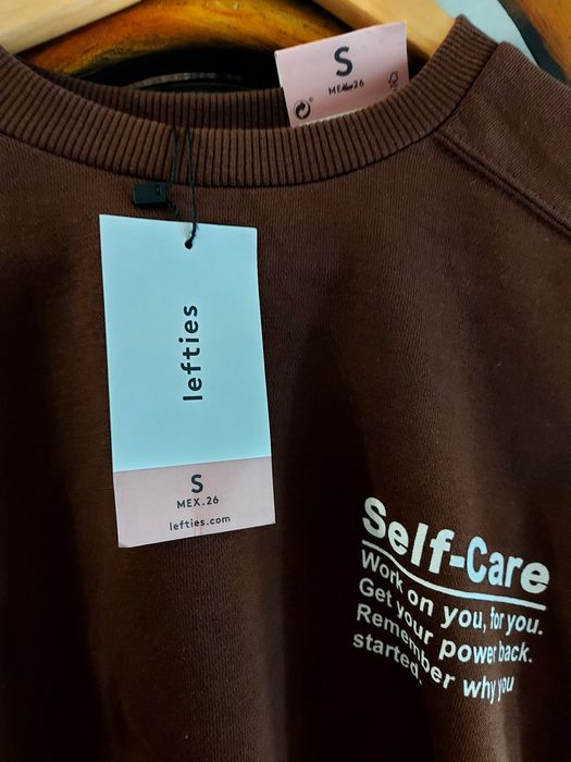 Sweat "Self-care" da Lefties.