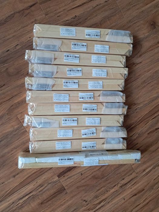 10 ramek do naciągania płótna do malowania obrazów.