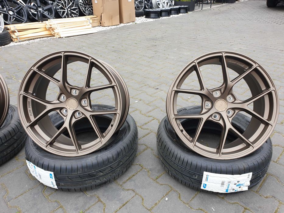 Felgi aluminiowe Japan Racing SL01 18" 5x114,3 8j et35 Nissan Kia itp.