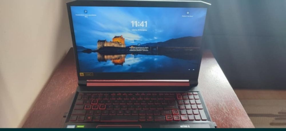 Laptop Acer nitro 5 Inter core i5
Windows 11, version 23H2
Pamięć wewn