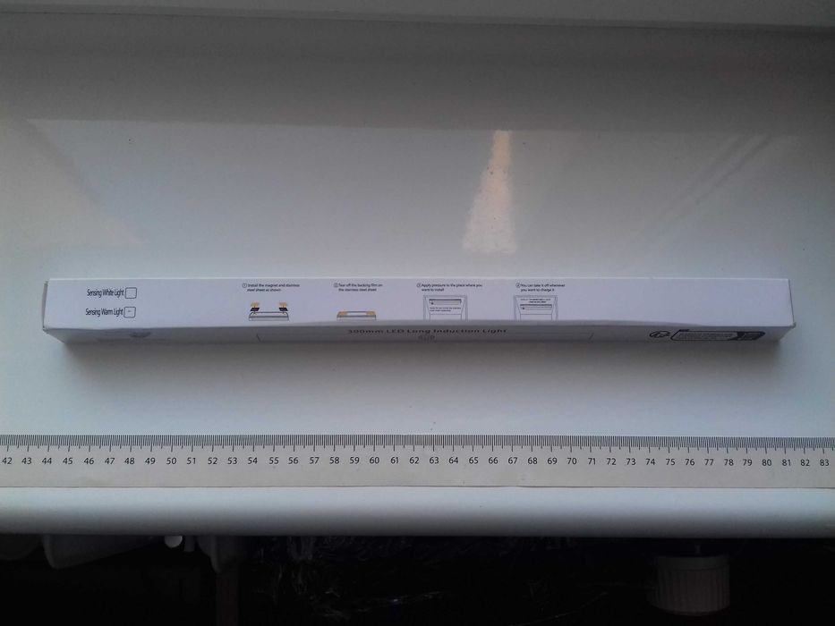 Lampka LED na czujnik ruchu i jasności, 30cm, biały ciepły, akumulator