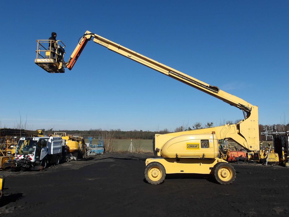 Podnośnik koszowy 26m 4x4 JLG 800AJ (Genie Haulotte Manitou) UDT